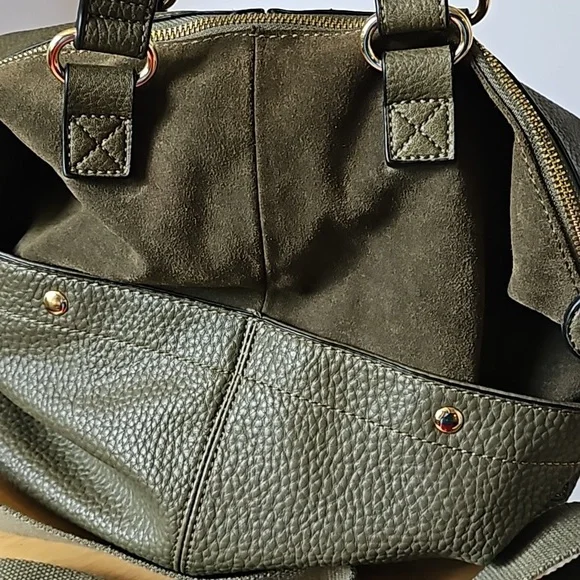 Moda Luxe Gently used olive green crossbody/satchel. Lots of pockets & roomy! - Picture 2 of 5